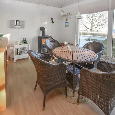 Two-bedroom Holiday In * Gråsten